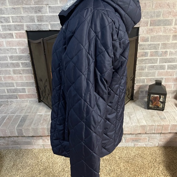 Columbia Women's Navy Quilted Ski Jacket - Picture 4 of 9